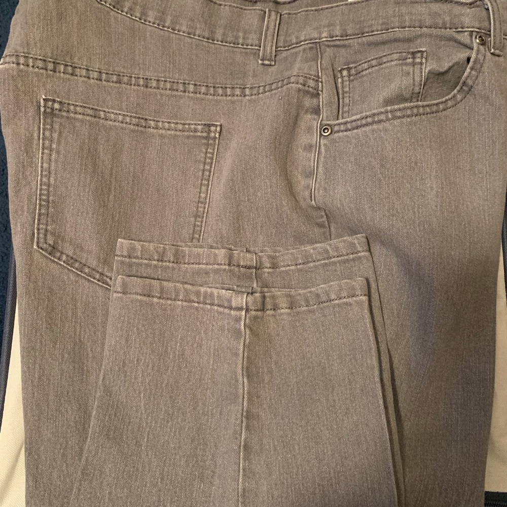 Basic Editions - Classic Fit jeans
